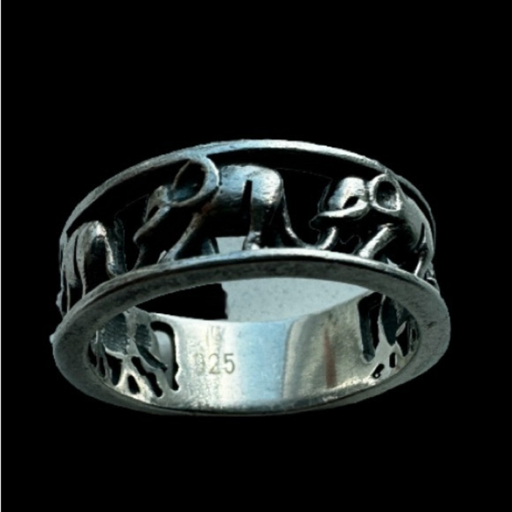 Lucky Elephants Sterling Silver 925 Ring Size 8